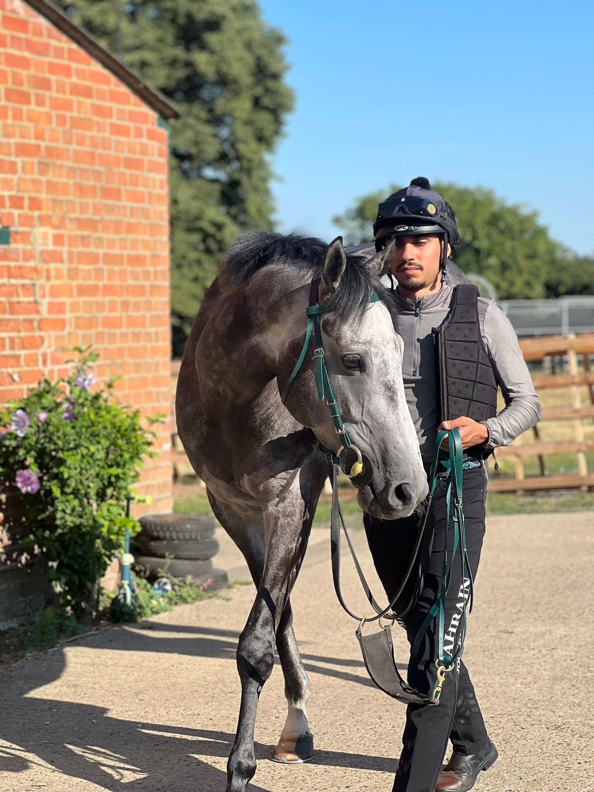 Uhud Mountain GMC horse riding adventure